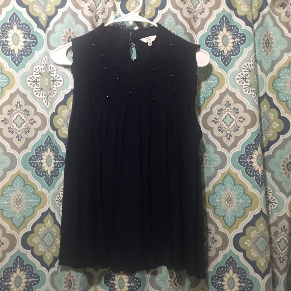 Crown & Ivy Navy Blouse